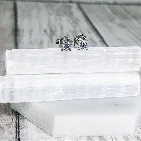 ✗ SOLD ✗ - Picture 3 of 7